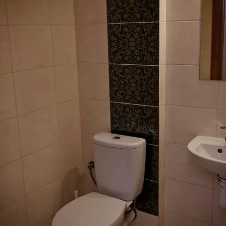 Kolumny 217- Tanie Pracownicze, Parking Bezplatny * Lodž