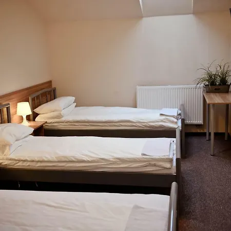 Séjour chez l'habitant Kolumny 217- Tanie Pracownicze, Parking Bezplatny