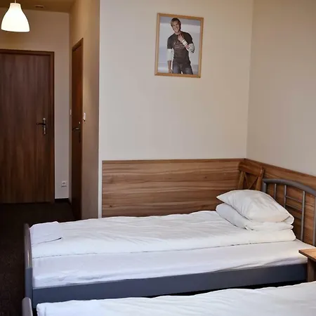 Kolumny 217- Tanie Pracownicze, Parking Bezpłatny * Łódź