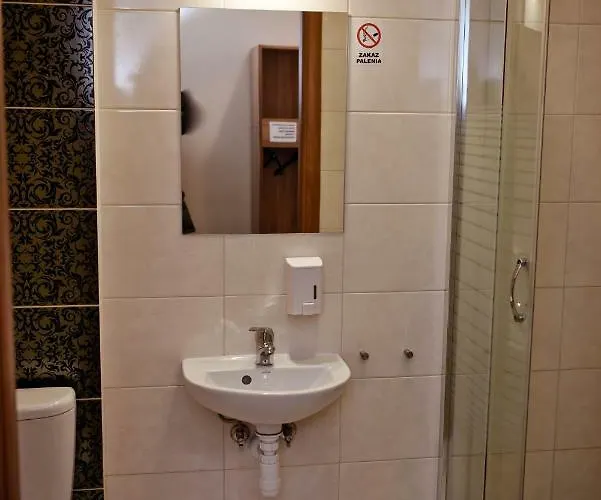 Kolumny 217- Tanie Pracownicze, Parking Bezplatny *