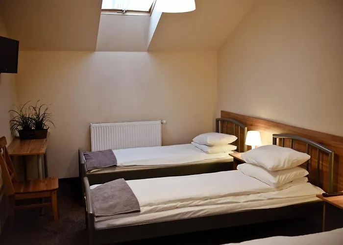 Kolumny 217- Tanie Pracownicze, Parking Bezplatny Δωμάτια σε οικογενειακή κατοικία